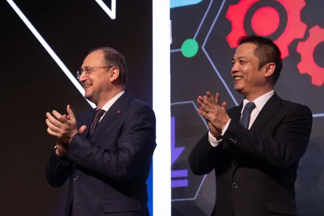 Yapay Zeka Geleceği Şekillendiriyor: BTK ve Huawei Türkiye İş Birliği