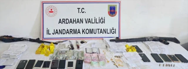 Hayvan Ticareti Operasyonu: Dolandırıcılık Zanlıları Yakayı...