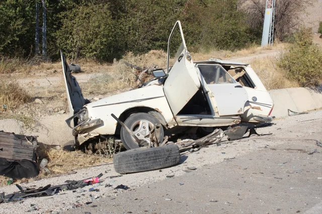 Konya'daki Korkunç Kaza Herkesi Kahretti: İkiz Festaneler Hayatını Kaybetti