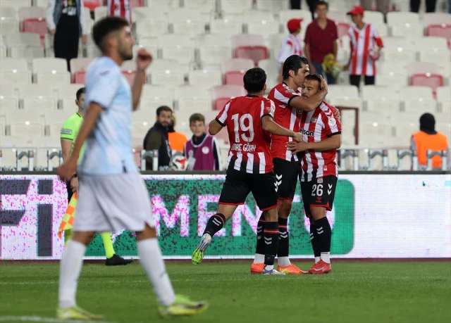 Sivasspor'dan Adana Demirspor'a Gol Şovu: 5-0