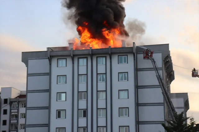 Ordu'da 8 Katlı Binada Korkutan Yangın