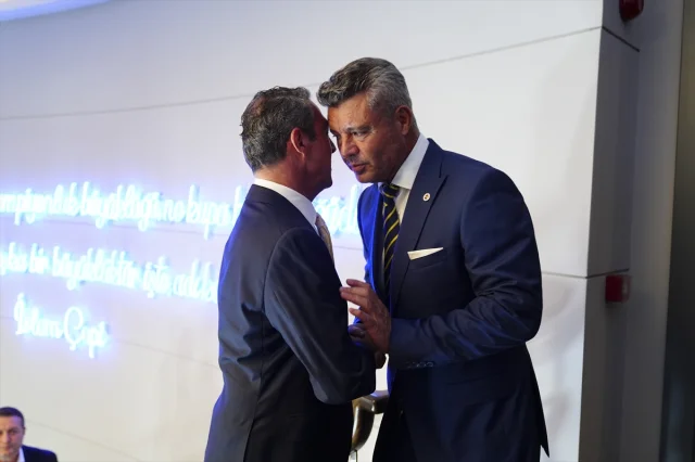 Fenerbahçe'nin Yeni Başlangıcı Yuvarlandı Çekemeyen Patlasın!