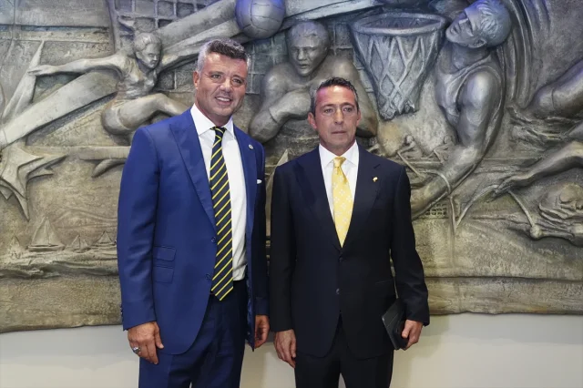 Fenerbahçe'nin Yeni Başlangıcı Yuvarlandı Çekemeyen Patlasın!