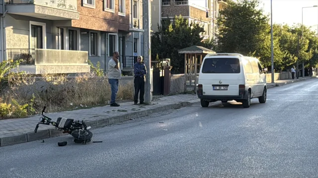 Erzincan'da Elektrikli Bisiklet Kazası: Küçük Çocuk Hayat Mücadelesi Veriyor