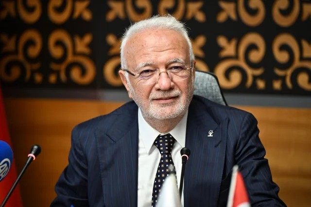 Mustafa Elitaş'ın Çarpıcı Konuşması Başakşehir'de Yankı Buldu