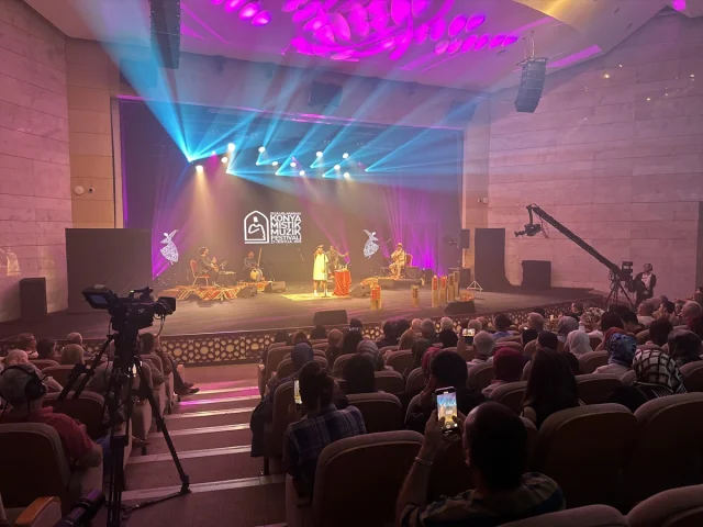Konya Mistik Müzik Festivali Coşkulu Bir Atmosferde Sürüyor