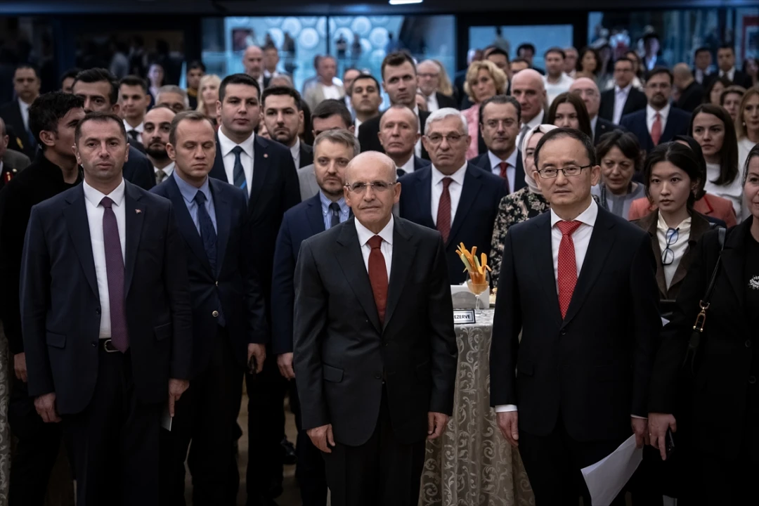 Hazine ve Maliye Bakanı Şimşek'in Katıldığı Çin Resepsiyonunda Kritik İşbirliği Mesajı