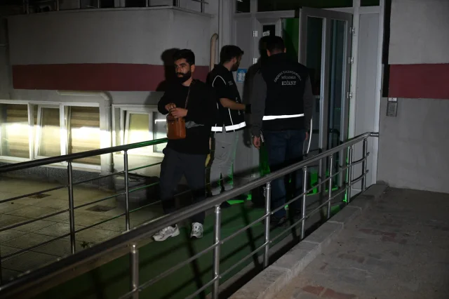 Edirne'nin Ara Sokaklarında Yakalanan Düzensiz Göçmenler Gündemde