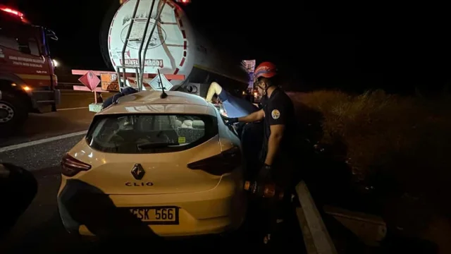 Adana'da Feci Kaza Mercek Altında: Otoyolda Park Halindeki Tanker Büyük Tehlike Yarattı