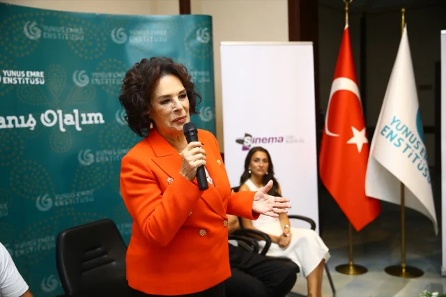 Türk Sinema Yıldızları Bakü'de Gençlerle Buluştu: Sinemanın Geleceği Şekilleniyor