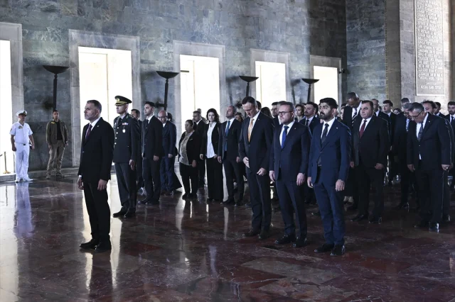Milyonlarca Bağışçıyla Büyüyen Türk Silahlı Kuvvetlerini Güçlendirme Vakfı