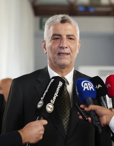 Ticaret Bakanı Ömer Bolat'tan Çarpıcı Açıklamalar: ABD ile Ticaret Yükselişte