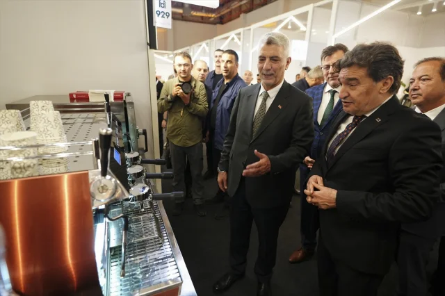 Ticaret Bakanı Ömer Bolat'tan Çarpıcı Açıklamalar: ABD ile Ticaret Yükselişte