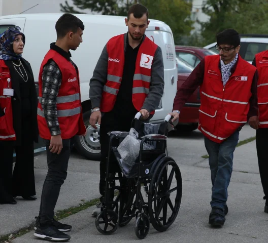 Erzurum'da Türk Kızılay'dan Engellilere Başlayan Yardım Seferberliği