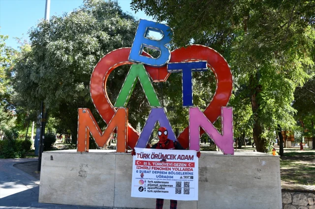 Örümcek Adam'ın Türkiye Turu: İzmirli Fenomen Batman'da