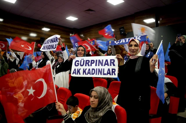 Van'da AK Parti Kadın Kolları'nın Buluşması Gündem Yarattı: İşte Detaylar