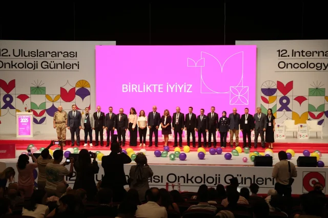 Muş'ta Onkoloji Günleri Başladı: Sağlıkta Umut Veren Buluşma