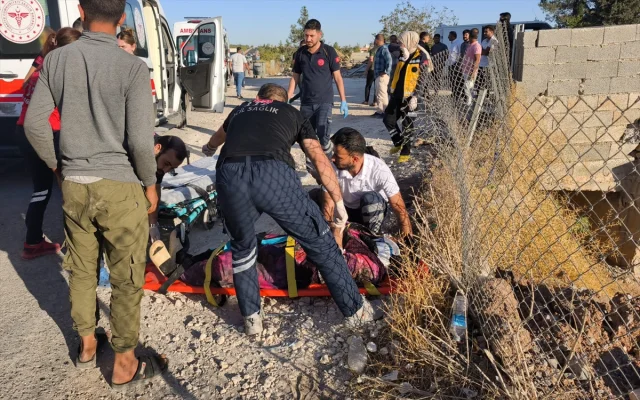 Şanlıurfa'da Minibüs Kazası: Tarım İşçileri Ölümden Döndü