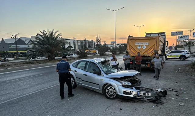 Adana'da Korkunç Trafik Kazası: 2 Kişi Hayatını Kaybetti