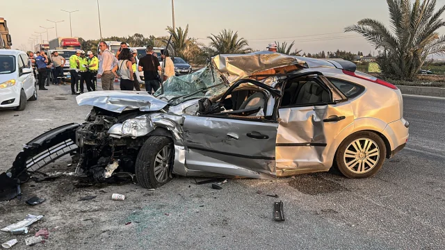 Adana'da Korkunç Trafik Kazası: 2 Kişi Hayatını Kaybetti