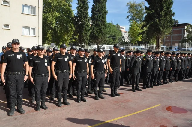 Son Yolculuğuna Gözyaşlarıyla Uğurlandı: Manisa'da Kazada Hayatını Kaybeden Polis Memuru