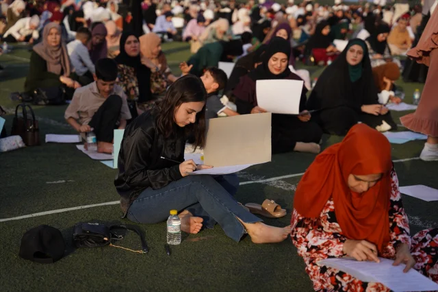 Irak'ta Binlerce Kişi Hz. Muhammed'in İzinde: Dev Organizasyon Yoğun İlgi Gördü