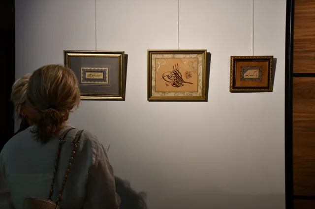 Kosova'da Büyüleyici Tezhip ve Minyatür Sergisi