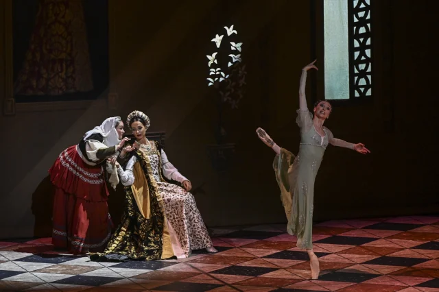 Bolşoy Bale İstanbul'da Sanatseverleri Büyüledi: Romeo ve Juliet'in Muhteşem Gösterisi