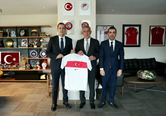 TFF'ye Sürpriz Ziyaret Antalyaspor'dan Önemli Mesajlar