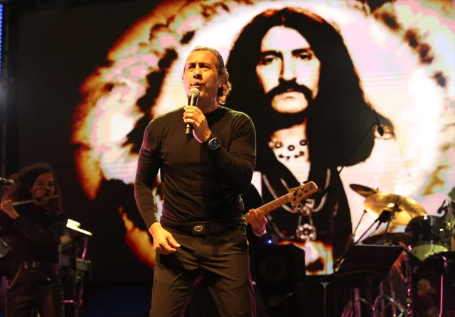 Kıraç Edirne'yi Salladı: Unutulmaz Konser ve Anlamlı Mesajlar