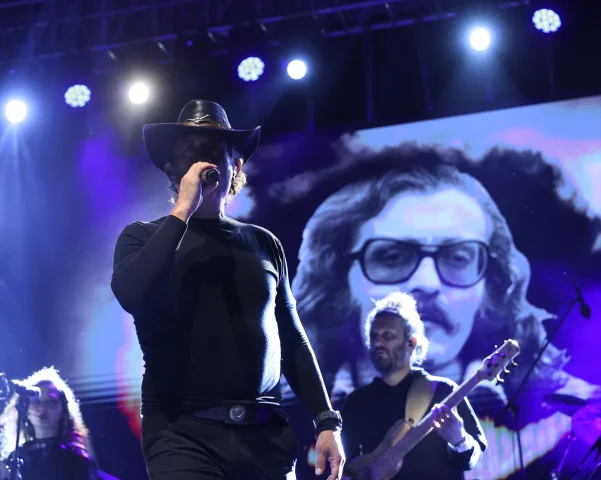 Kıraç Edirne'yi Salladı: Unutulmaz Konser ve Anlamlı Mesajlar