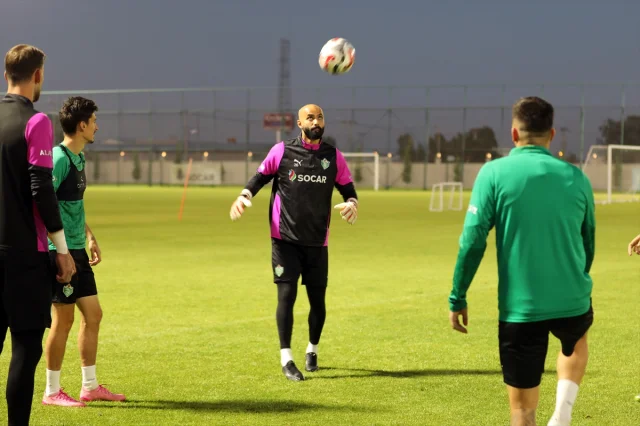 Sinan Bolat'ın Yeni Serüveni: Iğdır FK'de Başarıya Koşuyor