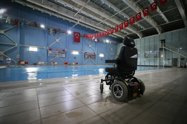 Gaziantepli Yüzücü Olimpiyat Hayaliyle Gökyüzüne Kulaç Atıyor