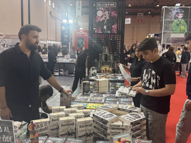 Karadeniz'de Edebiyat Rüzgarı: Samsun Kitap Fuarı Ziyaretçilerini Bekliyor