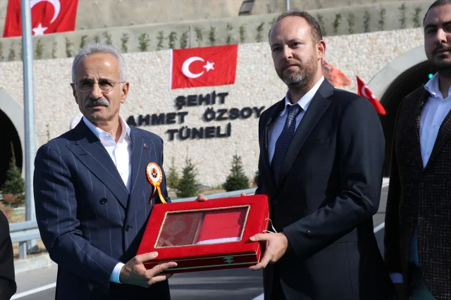 Bakan Uraloğlu Amasya'nın Geleceğine Işık Tutan Projenin Ayrıntılarını Paylaştı