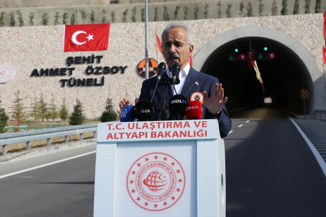 Bakan Uraloğlu Amasya'nın Geleceğine Işık Tutan Projenin Ayrıntılarını Paylaştı