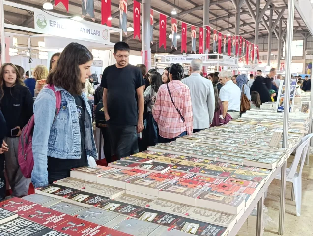 Amasya Kitap Fuarı Renkli Anlara Sahne Oluyor