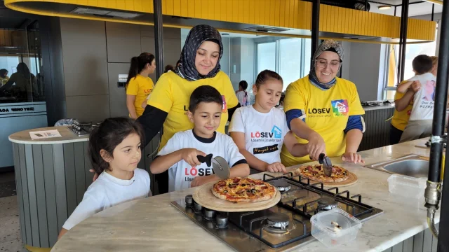 Samsun'da Umut Dolu Bir Gün: Lösemi Hastası Çocuklar ve Anneler Mutfakta Buluştu
