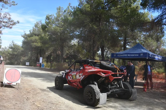 Vezirköprü'de Nefes Kesen Offroad Heyecanı Sürüyor!