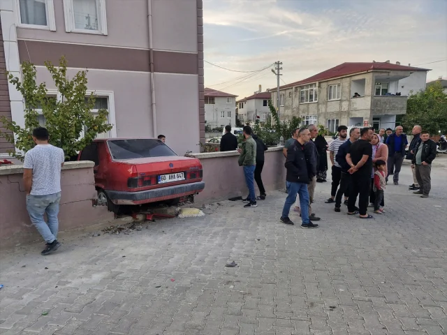 Tokat'ta Şok Kaza! Elektrikli Bisiklet ve Otomobil Çarpıştı