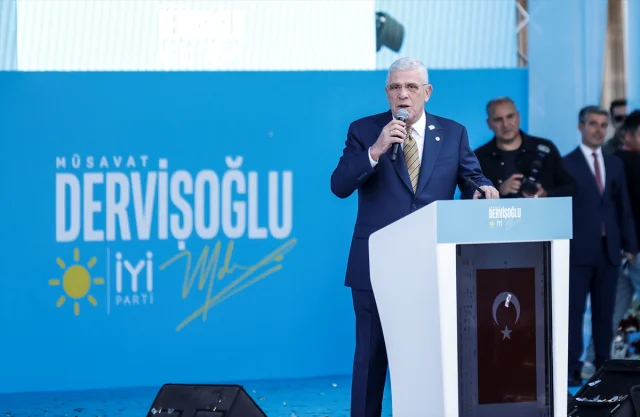 İYİ Parti Lideri Müsavat Dervişoğlu'ndan Mersin Mitinginde Çarpıcı Açıklamalar