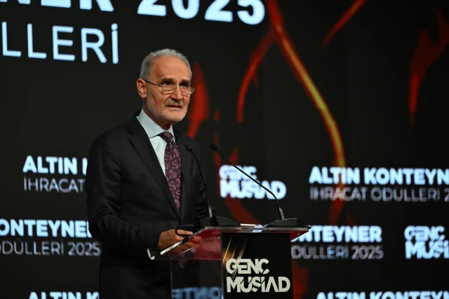 Genç İhracatçılar Altın Konteyner'de Parladı: Geleceğe Yön Veren Gençler