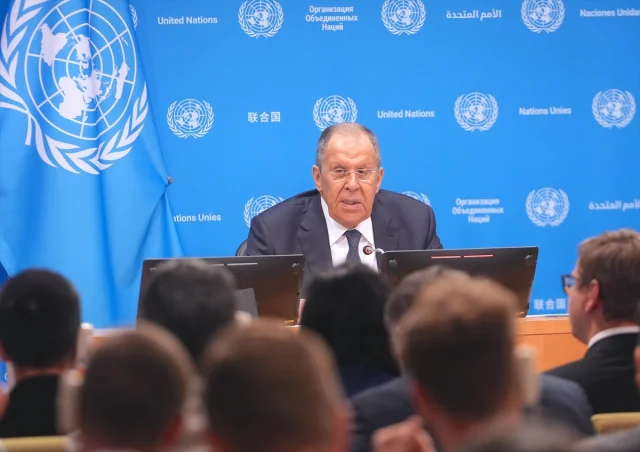 Lavrov'dan Batıya Şok Uyarı Hava Sahamızdan Uzak Durun