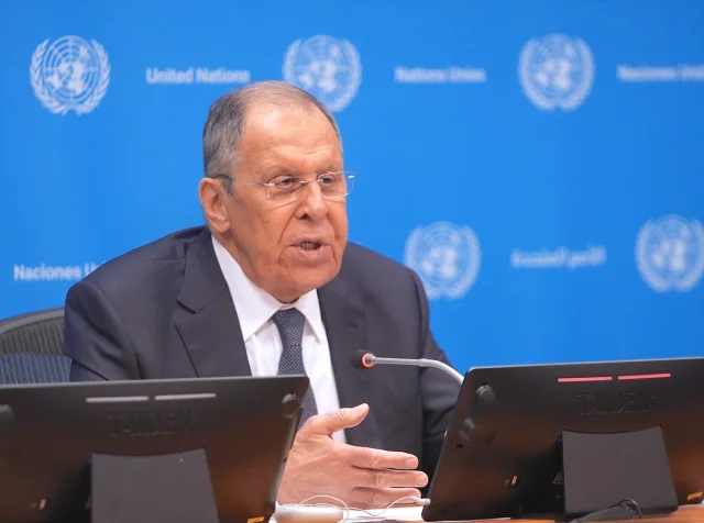 Lavrov'dan Batıya Şok Uyarı Hava Sahamızdan Uzak Durun