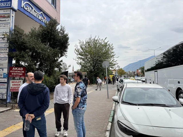 Kütahya'nın 5,4 Büyüklüğündeki Depremi Korkuttu