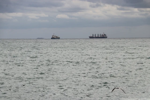 Marmara Denizi'nde Poyrazın Gücü Artıyor