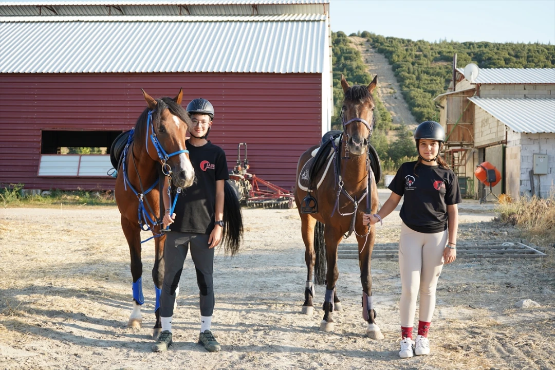 Ispartalı Sporcular Hırvatistan'da Türkiye'yi Temsil Etmeye Hazırlanıyor