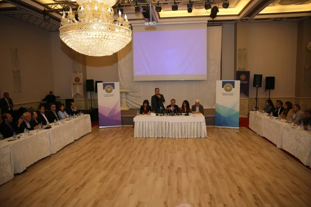 DEM Parti Eş Genel Başkanı Bakırhan Diyarbakır'da Barış Sürecini Değerlendirdi