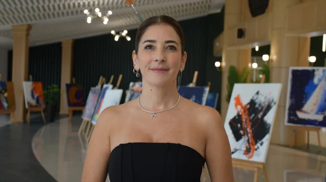 Ressam Aslıhan Öztürk'ten Gazze'ye Dokunaklı Destek