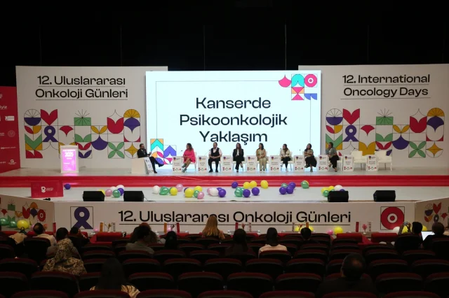 Muş'ta Onkoloji İçin Dev Buluşma Gerçekleşti